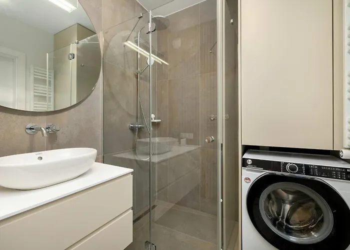 Exceptional For 2 People In By Renters קטוביץ